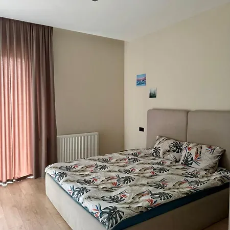 Sunny Apartamento Uzhhorod